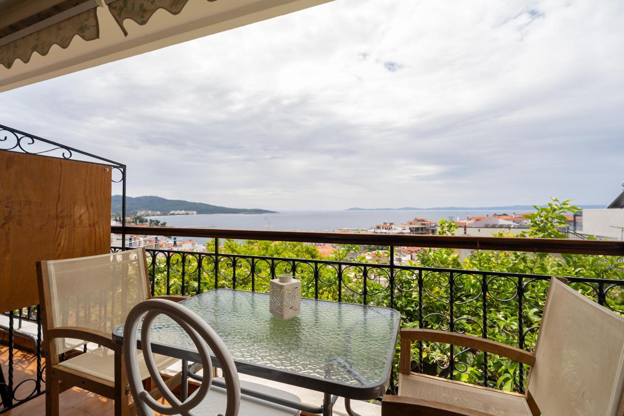 House Mistral Apartment เนโอสมาร์มาราส ภายนอก รูปภาพ