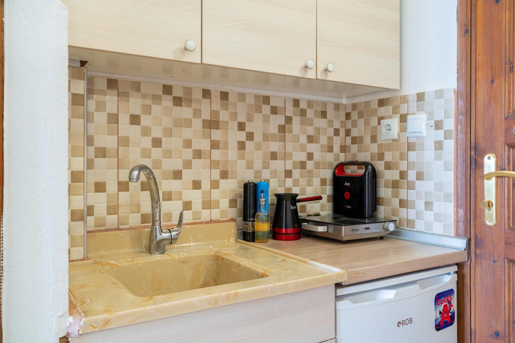 House Mistral Apartment เนโอสมาร์มาราส ภายนอก รูปภาพ